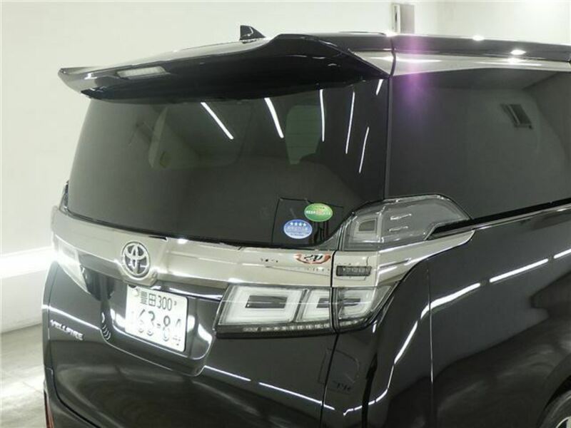 VELLFIRE-16