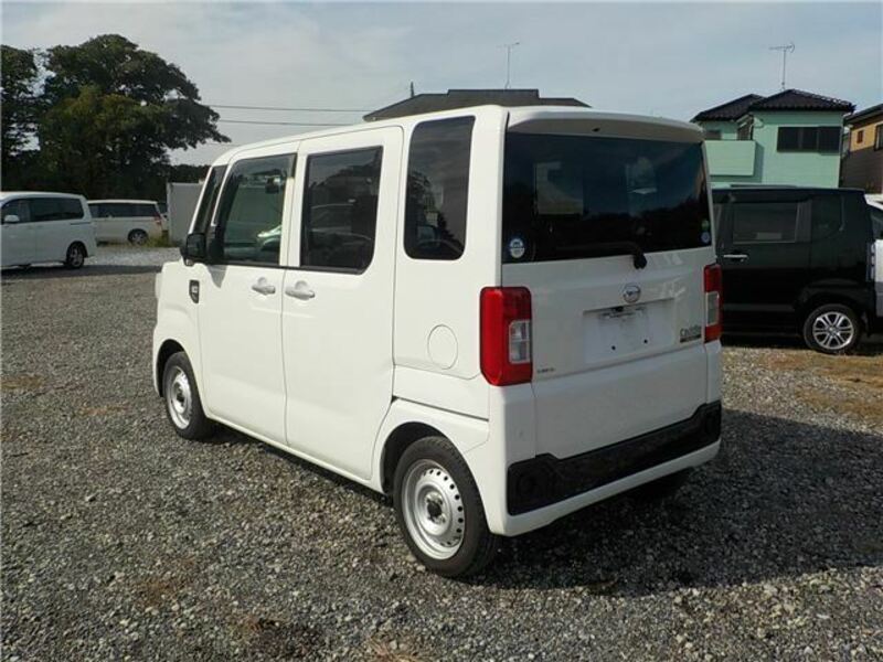 HIJET CADDIE-1