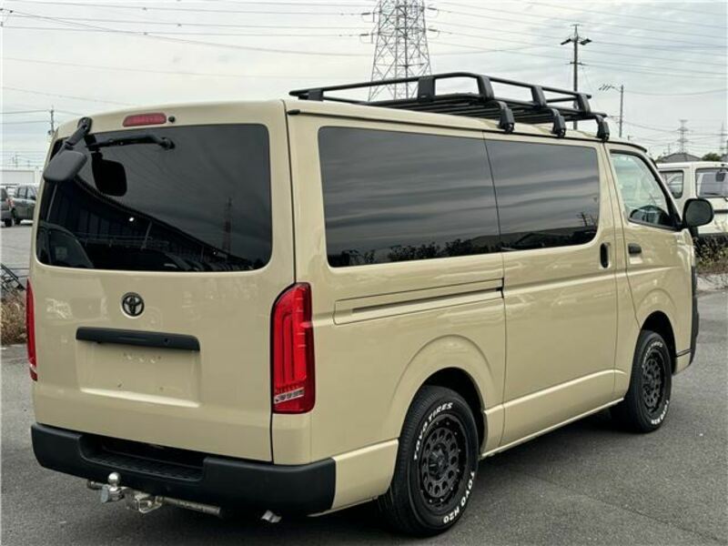 HIACE VAN-1