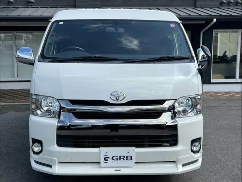 HIACE VAN-1