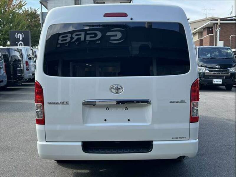 HIACE VAN-2