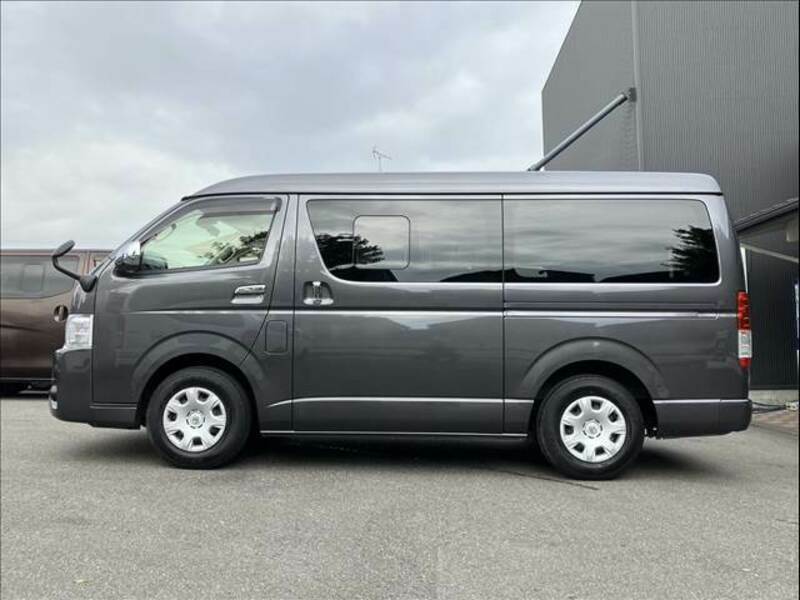 HIACE VAN-13