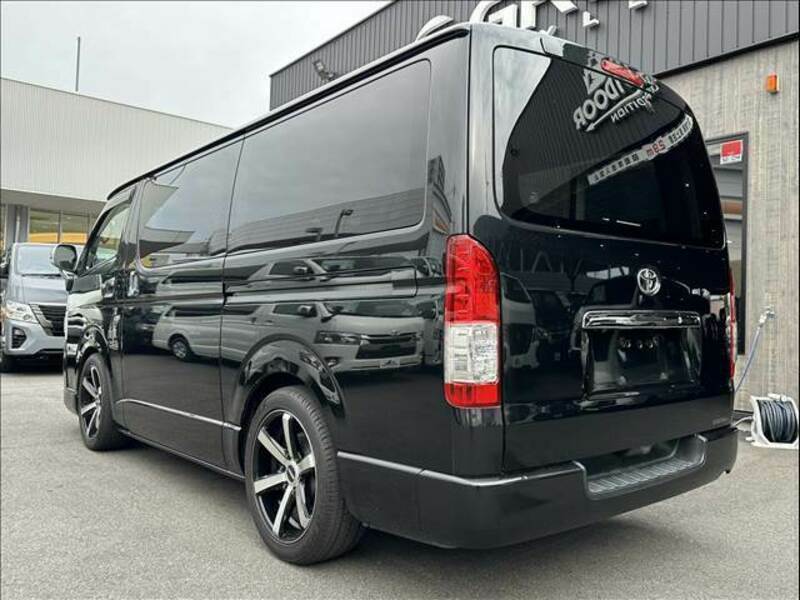 HIACE VAN-15