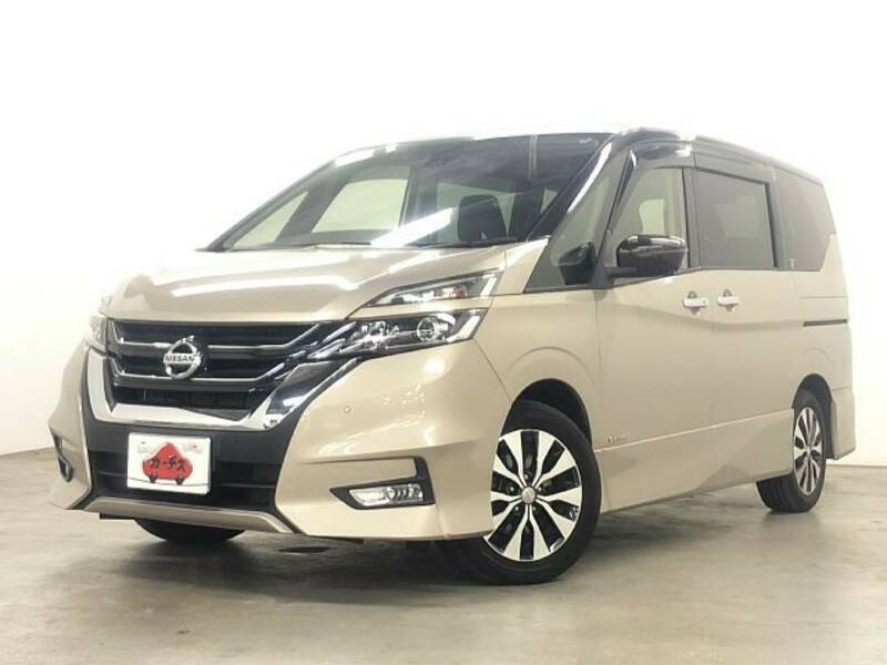 NISSAN　SERENA