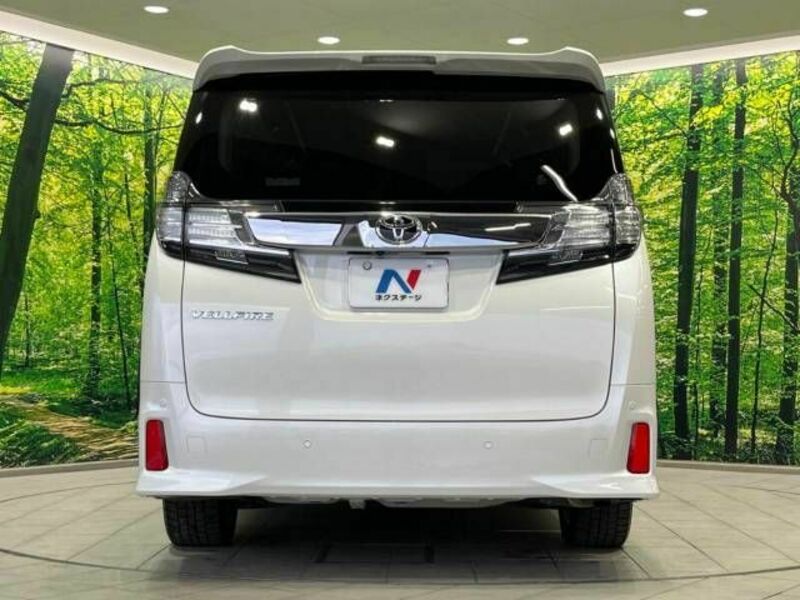 VELLFIRE-16