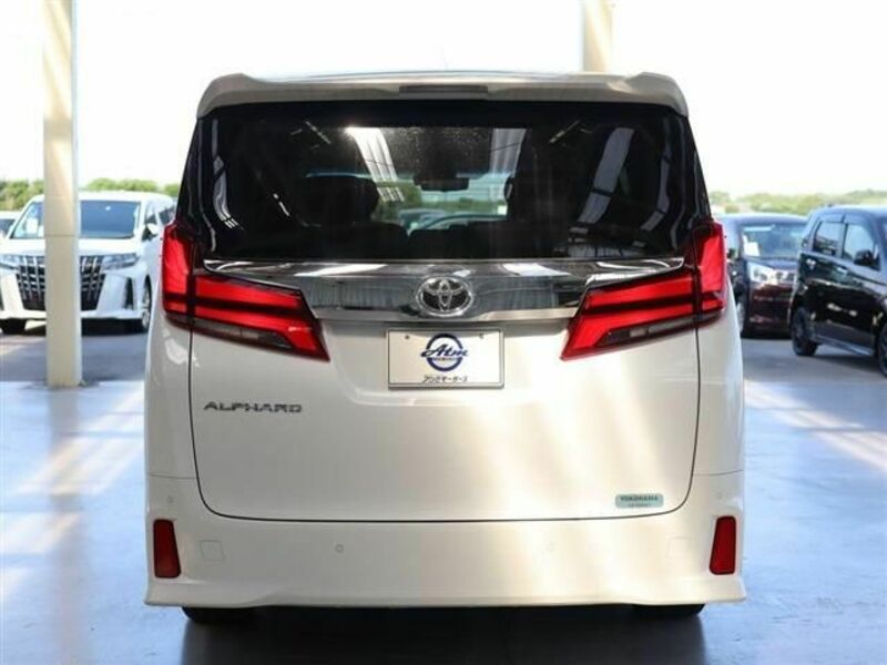 ALPHARD-21