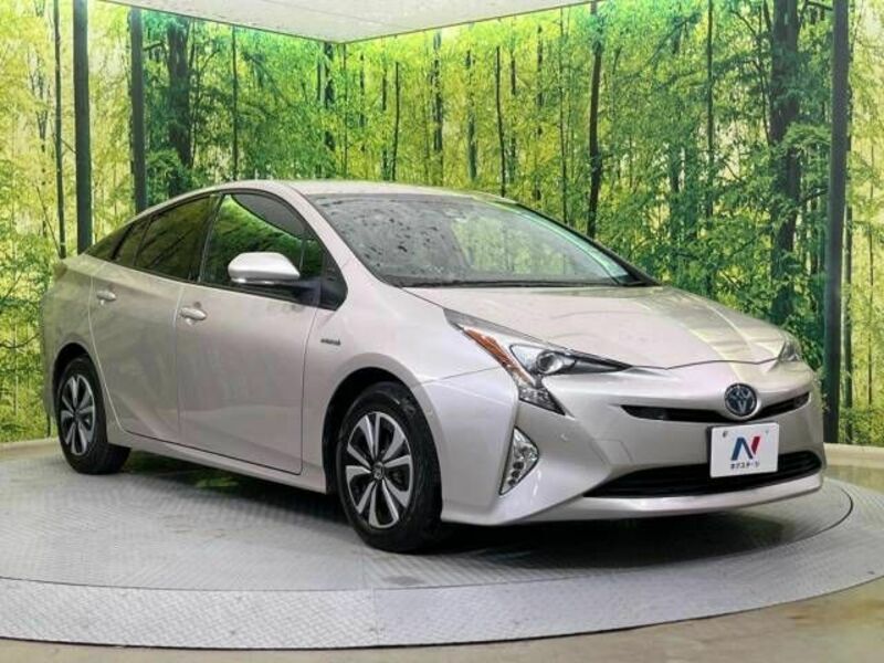 PRIUS-16