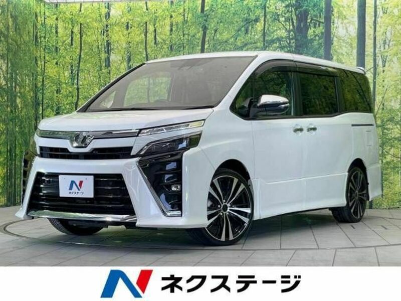 TOYOTA　VOXY