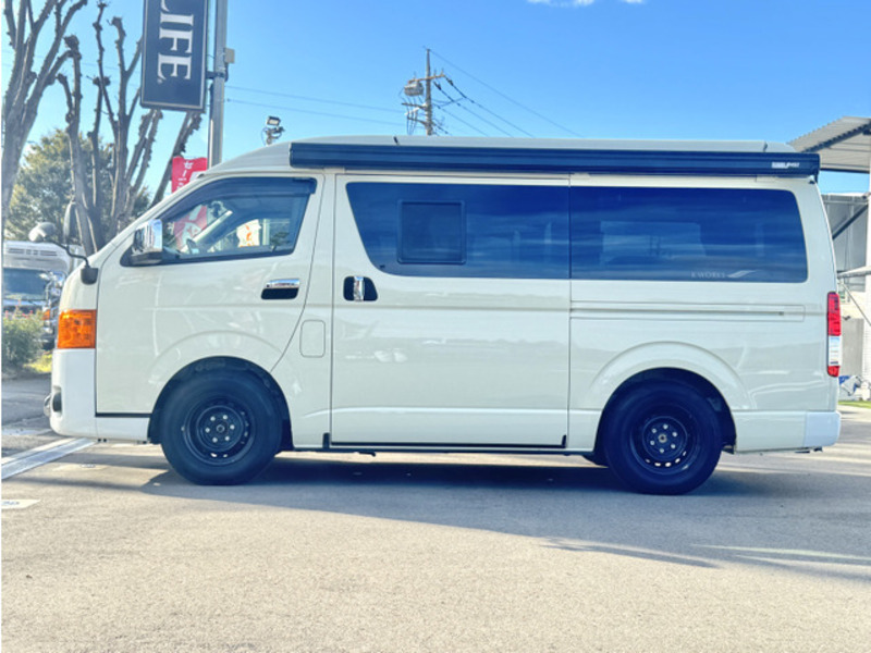 HIACE VAN-9