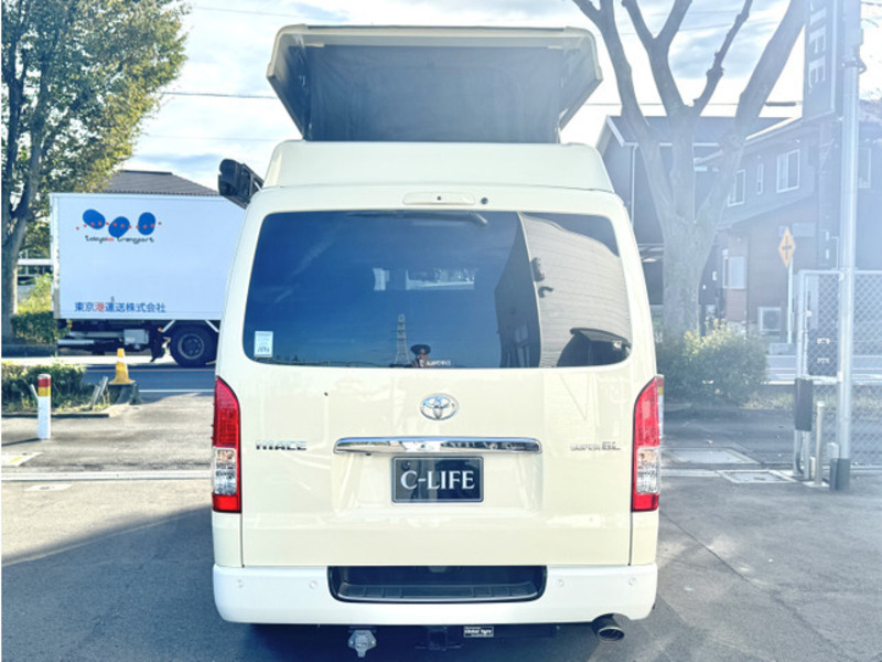 HIACE VAN-17