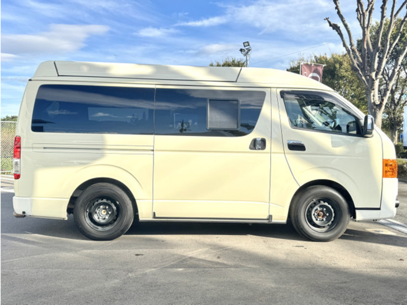 HIACE VAN-13