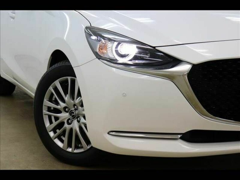 MAZDA2-24