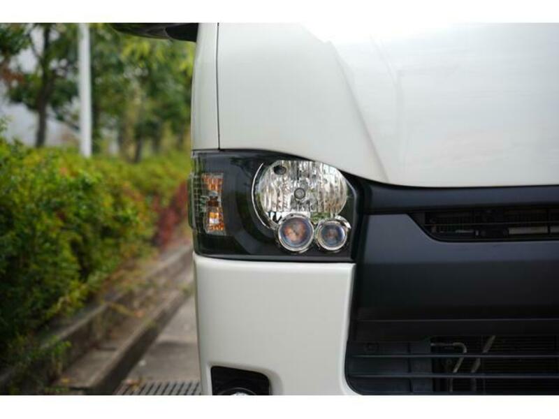 HIACE VAN-6