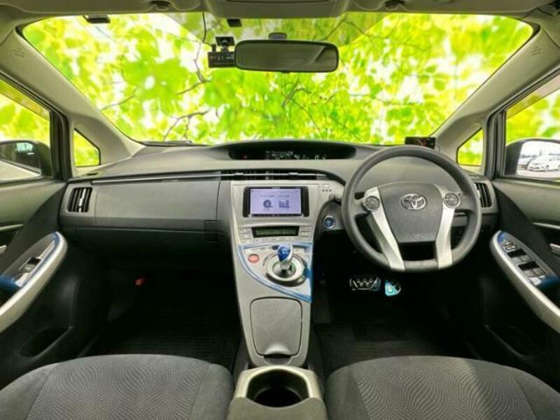 PRIUS-7