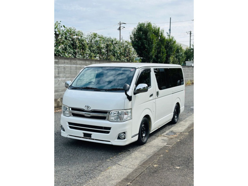 HIACE VAN-1