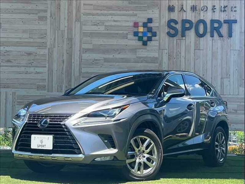 LEXUS　NX