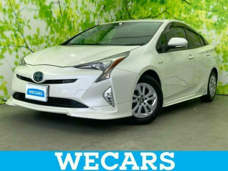 TOYOTA　PRIUS