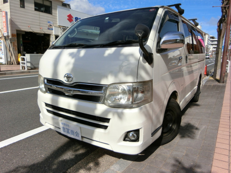 HIACE VAN