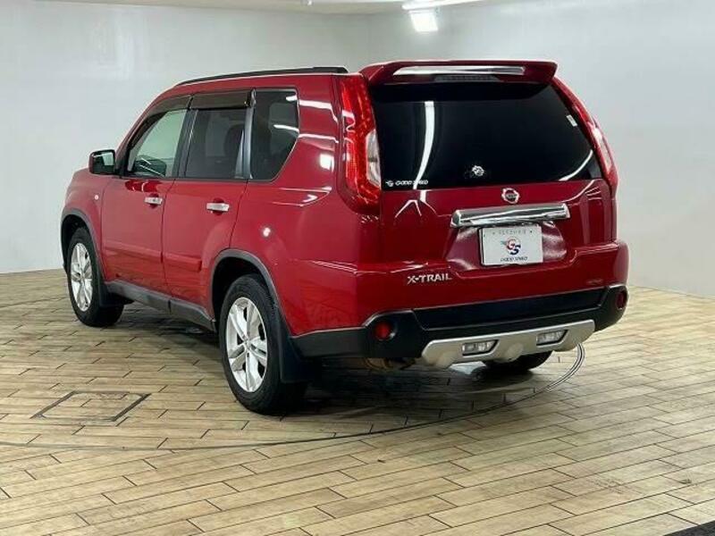 X-TRAIL-16