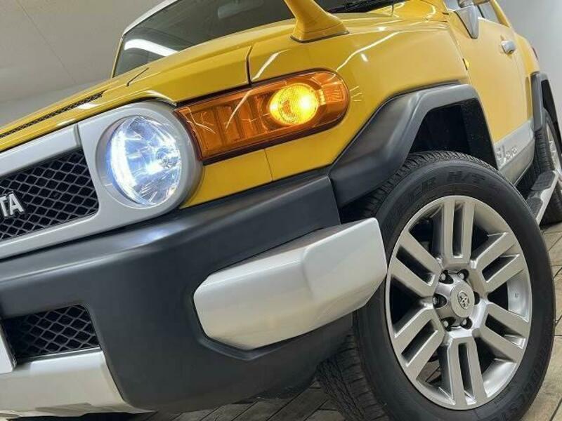 FJ CRUISER-19