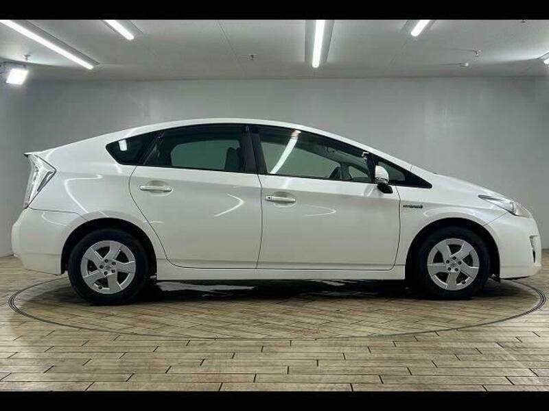 PRIUS-14