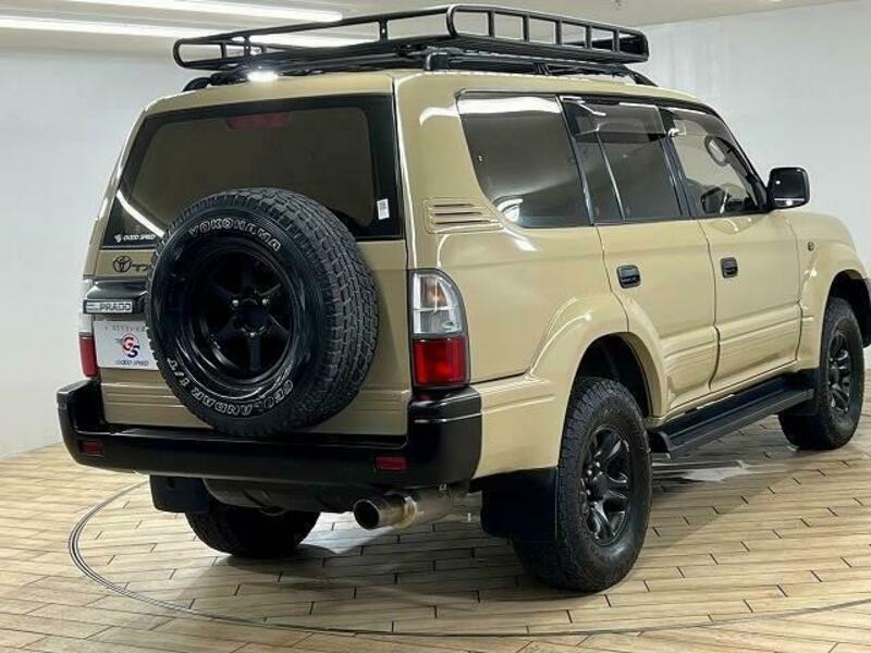 LAND CRUISER PRADO-15