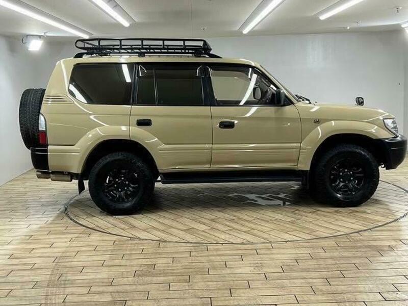 LAND CRUISER PRADO-13