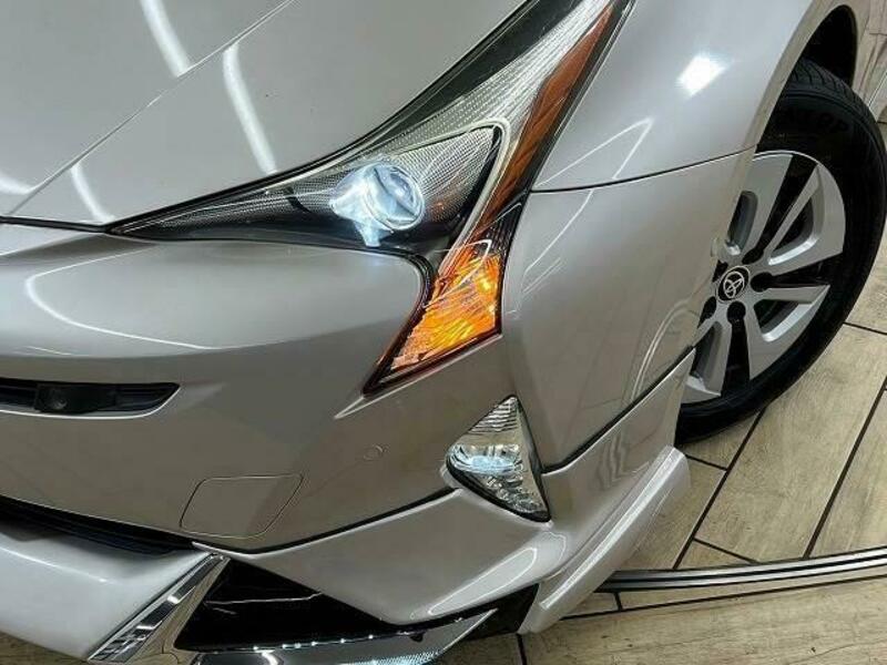 PRIUS-19