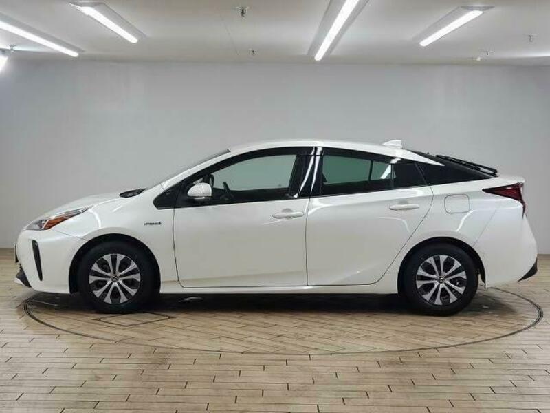 PRIUS-14