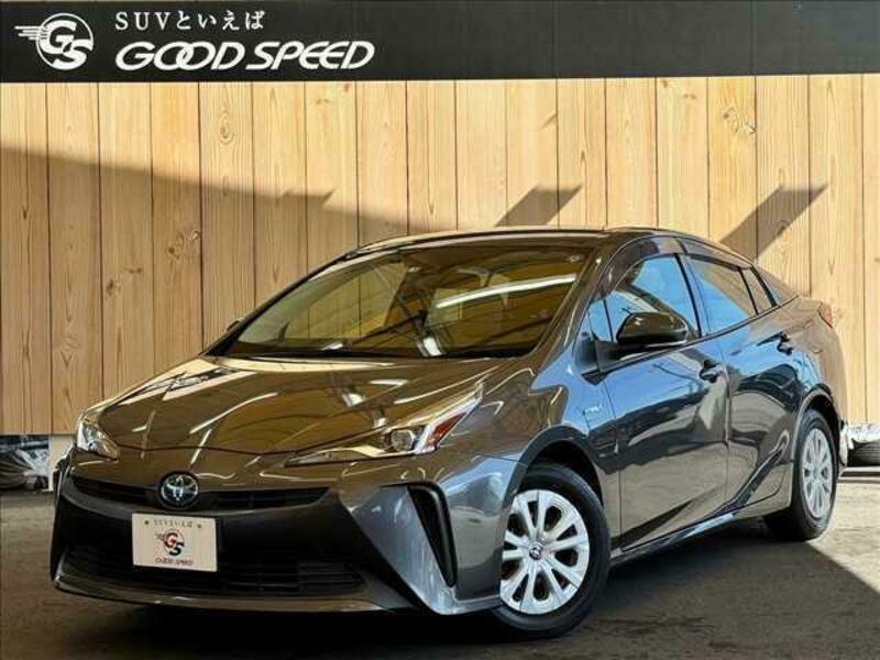 TOYOTA　PRIUS