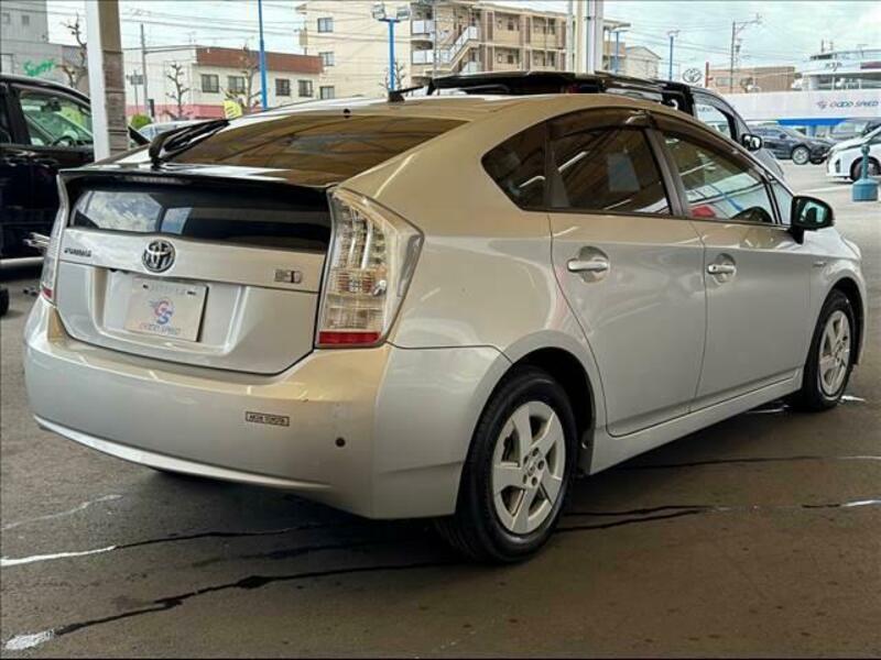 PRIUS-15