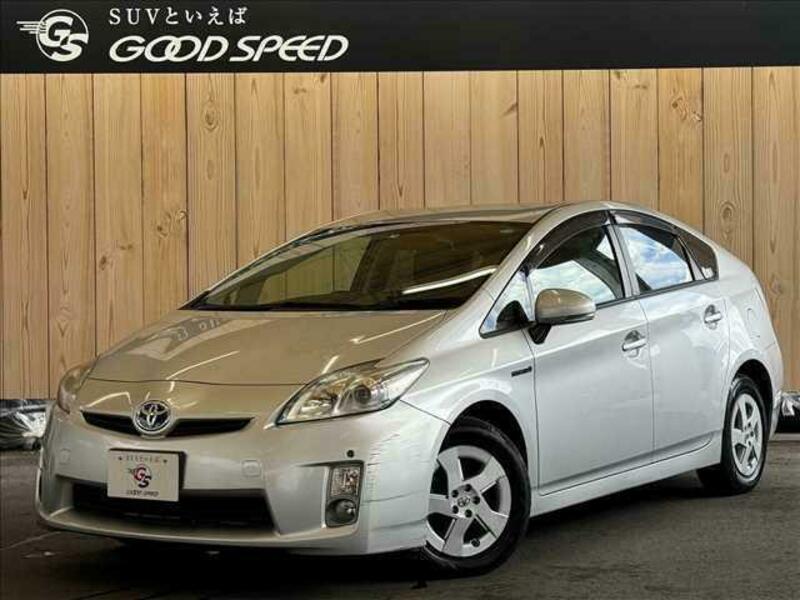 TOYOTA　PRIUS