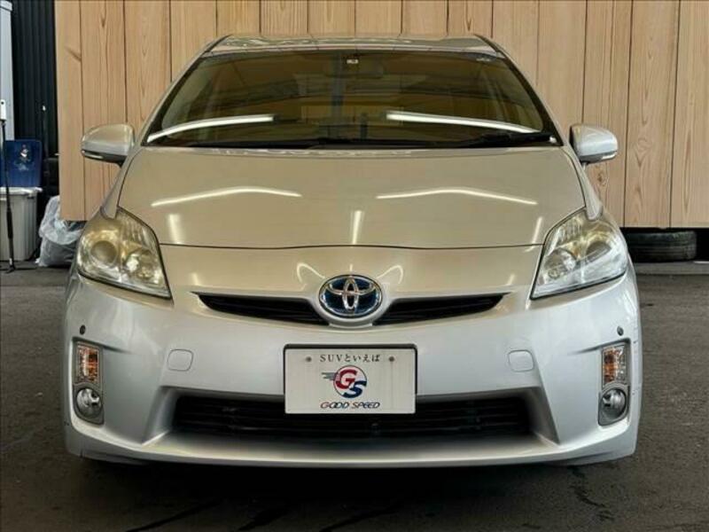 PRIUS-12