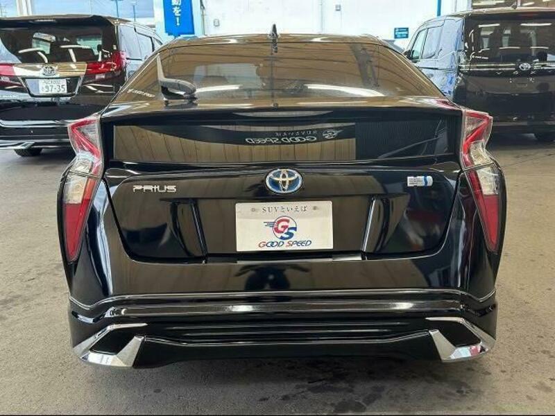 PRIUS-16