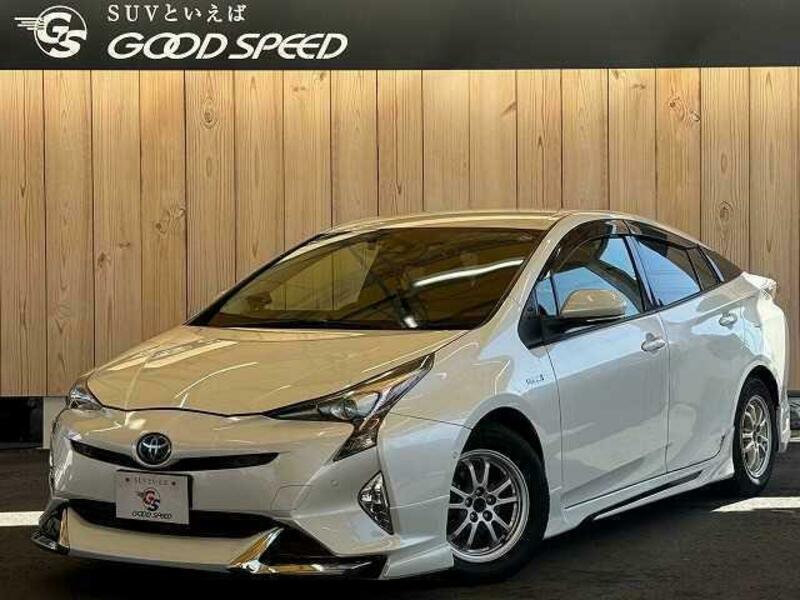 TOYOTA　PRIUS