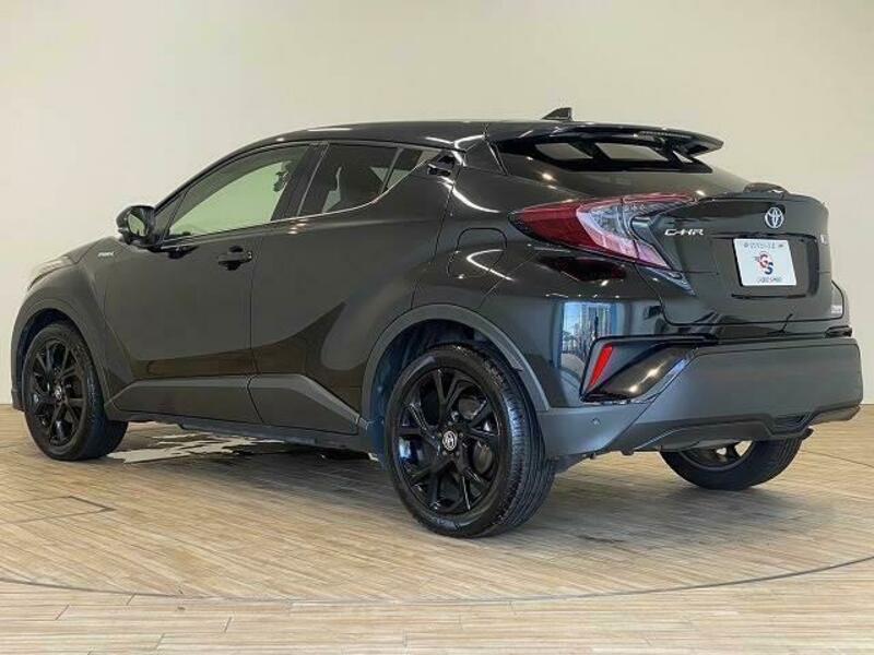 C-HR-13