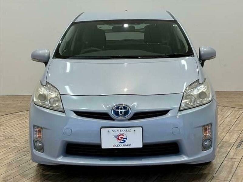 PRIUS-11