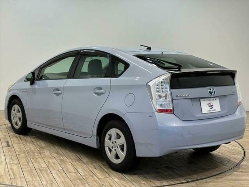 PRIUS-14