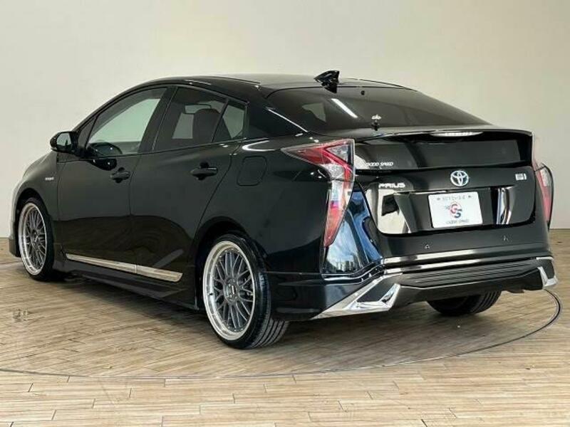 PRIUS-14