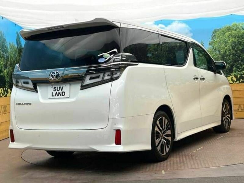 VELLFIRE-17