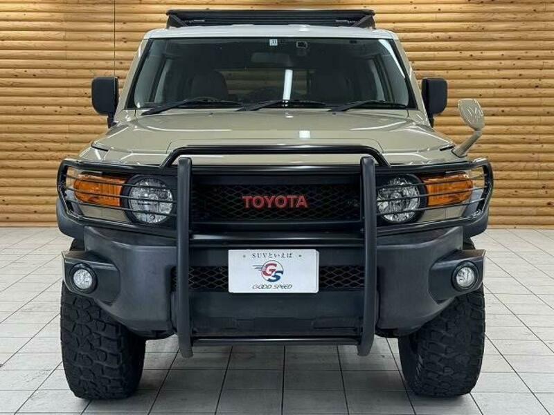 FJ CRUISER-16