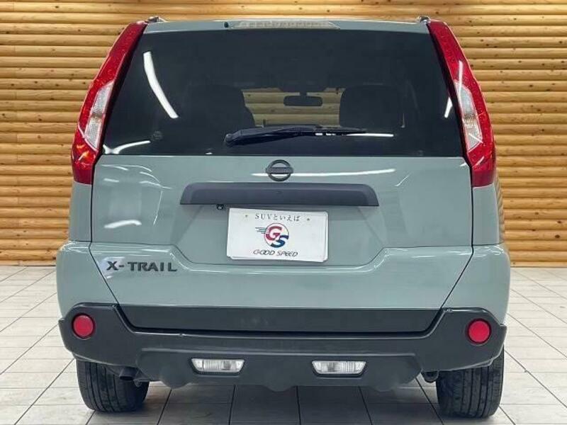 X-TRAIL-18