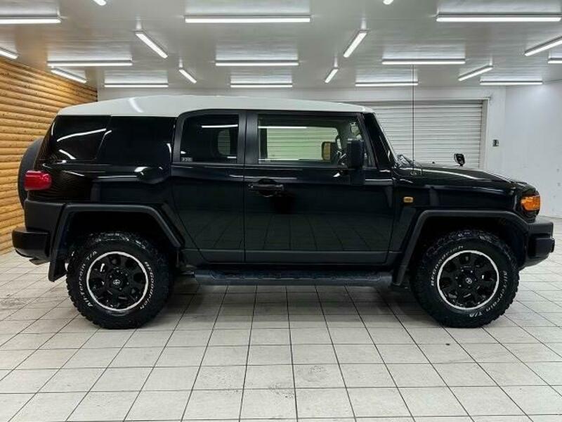 FJ CRUISER-17