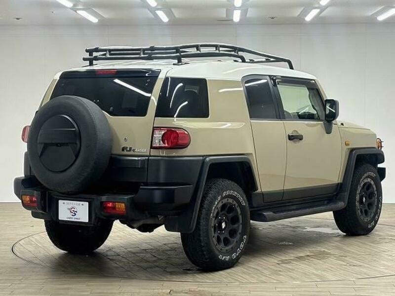 FJ CRUISER-15