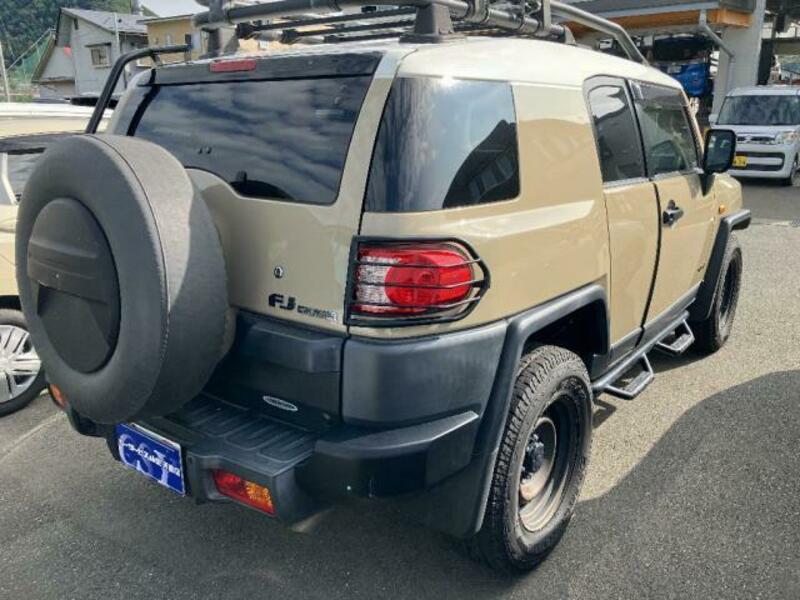 FJ CRUISER-1