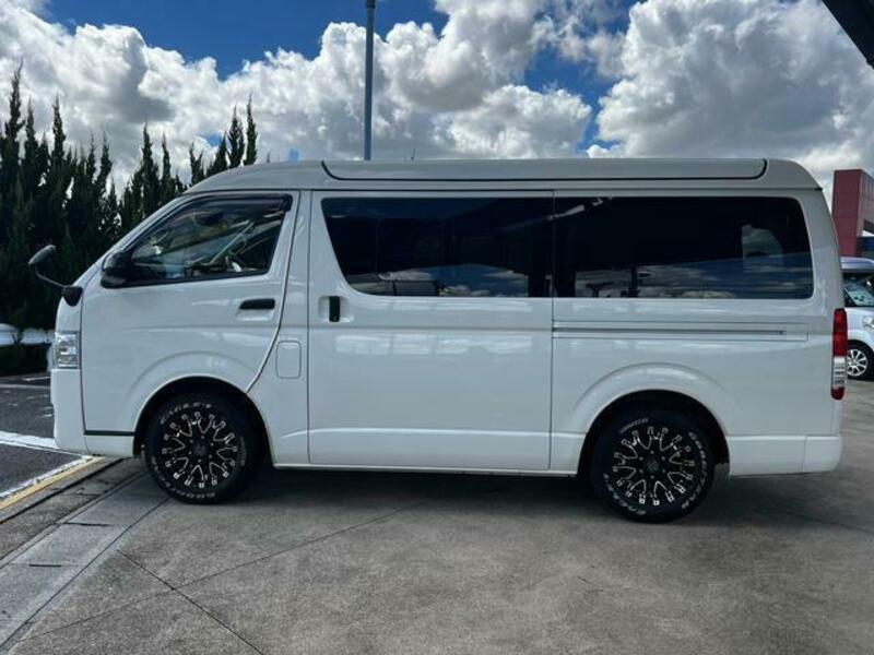 HIACE VAN-2