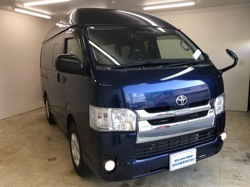 HIACE VAN-17