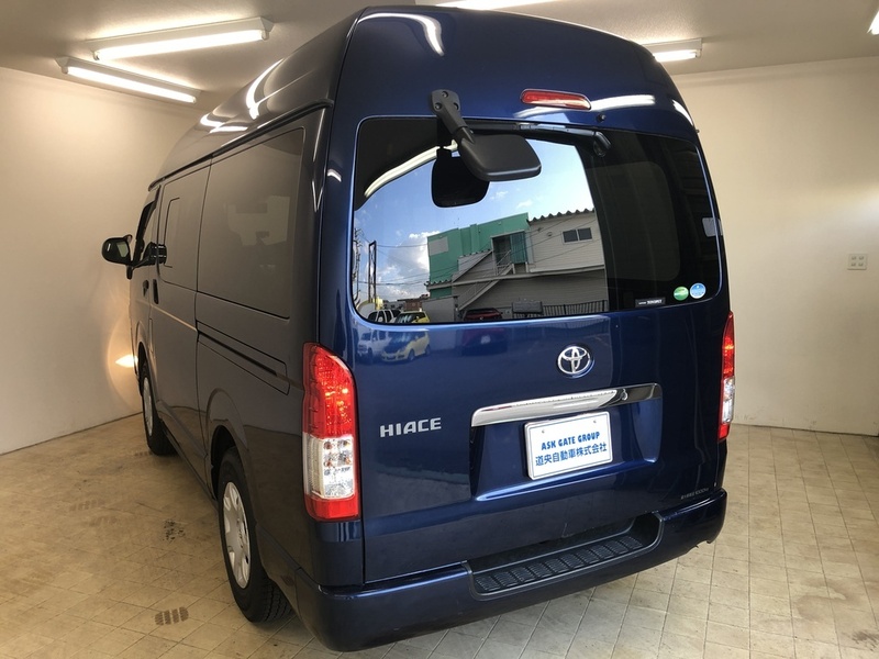 HIACE VAN-19