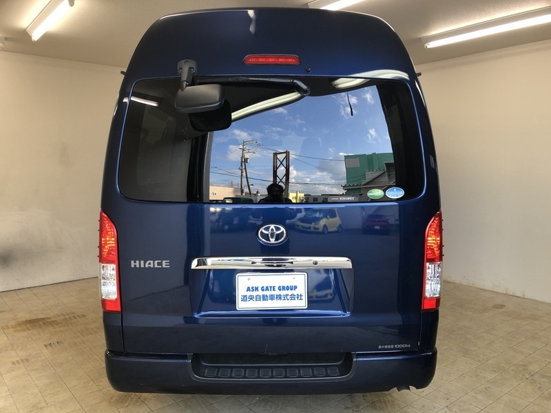 HIACE VAN-3