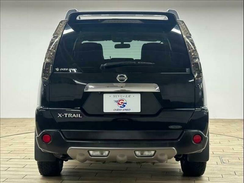 X-TRAIL-18